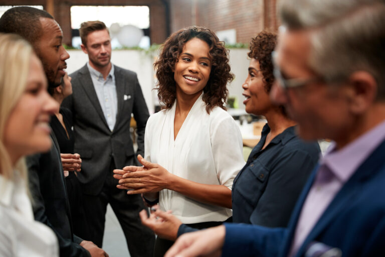 Estratégias de CNV para líderes: aprenda as técnicas do feedback construtivo