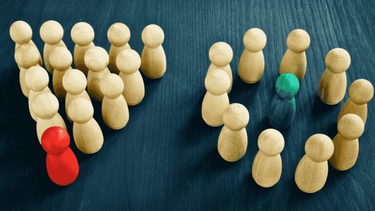 Tipos de Liderança e suas Características para Liderar sem Crise